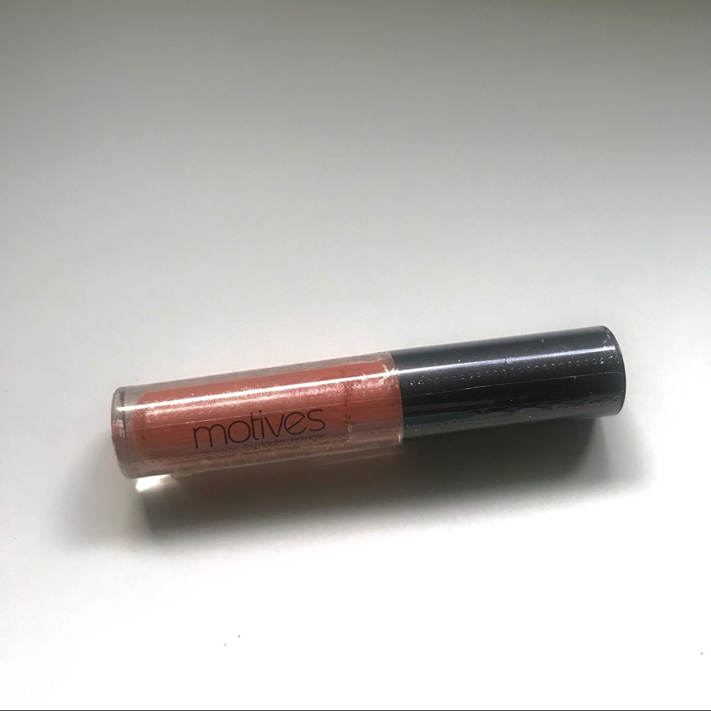 Motives lip gloss
